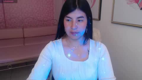 Snapshot of nina_harpper_ chatting on December 2025 01:16:01 PM Nina online show from December 2025 01:16:01 PM