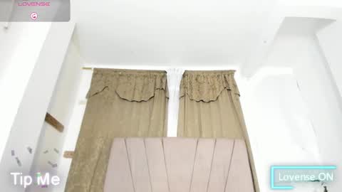 Snapshot of nina_keller_ chatting on November 2025 11:18:01 PM nina_keller_ online show from November 2025 11:18:01 PM