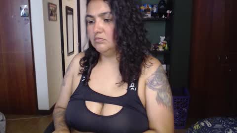 Nina Moon online show from October 2025 08:10:01 PM