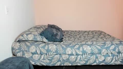  Nina  online show from November 2025 07:07:02 PM