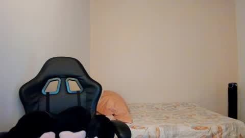  Nina  online show from April 2026 09:01:02 PM