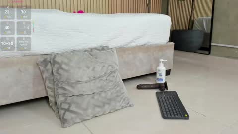 NINA online show from February 2025 03:32:02 PM