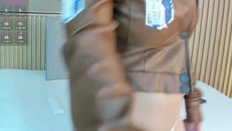 NINA online show from November 2025 12:30:01 PM