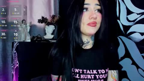  Heyyy guys Im Ninas crazy  online show from December 2025 03:42:01 PM