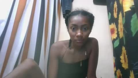 Snapshot of ninaeaa chatting on November 2025 01:48:01 AM ninaeaa online show from November 2025 01:48:01 AM