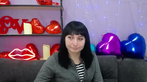 ninaflawlees online show from March 2025 06:54:01 PM