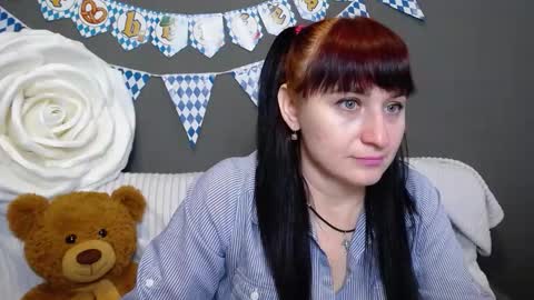 ninaflawlees online show from October 2025 12:02:02 PM