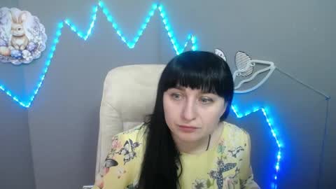 ninaflawlees online show from April 2026 12:05:02 PM