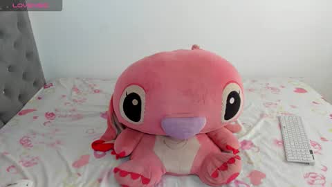 Snapshot of ninagrey03 chatting on September 2025 03:28:02 PM Valentina online show from September 2025 03:28:02 PM