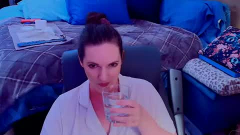 Snapshot of ninajaymes chatting on July 2026 06:45:02 PM Nina Jaymes online show from July 2026 06:45:02 PM