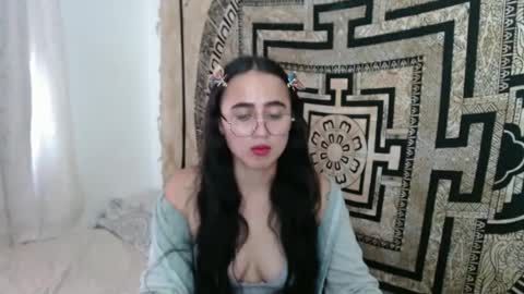 Snapshot of ninakravtz chatting on March 2025 07:17:01 PM N I N A online show from March 2025 07:17:01 PM