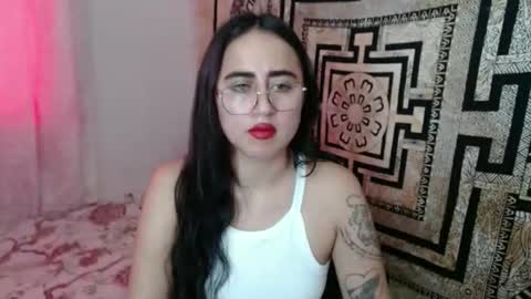 Snapshot of ninakravtz chatting on November 2025 02:49:02 PM N I N A online show from November 2025 02:49:02 PM