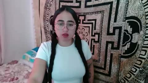 Snapshot of ninakravtz chatting on November 2025 03:56:02 PM N I N A online show from November 2025 03:56:02 PM