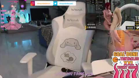 Snapshot of ninapoledance chatting on September 2025 06:41:02 PM Nina online show from September 2025 06:41:02 PM