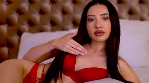 Snapshot of ninasecret_ chatting on July 2026 07:01:02 PM Ninas Secret online show from July 2026 07:01:02 PM