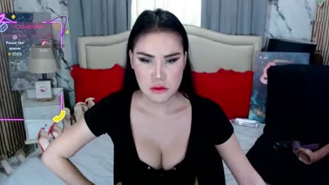 ninarussell online show from November 2025 09:11:01 AM