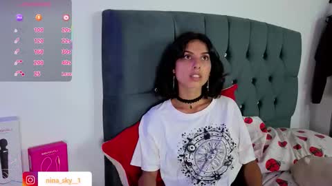 ninasky19 online show from November 2025 12:09:01 AM