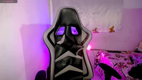 Snapshot of ninatinydoll1 chatting on October 2025 09:21:02 AM ninatinydoll1 online show from October 2025 09:21:02 AM