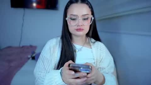 Snapshot of ninavolkov chatting on July 2026 09:25:01 PM ninavolkov online show from July 2026 09:25:01 PM