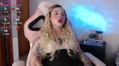 Nina online show from September 2025 01:52:01 AM