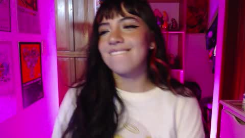 Ninfa  online show from November 2025 02:01:02 AM