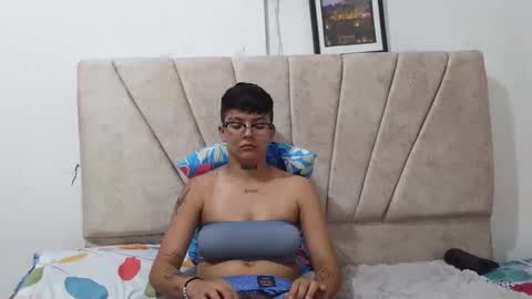 nini_smith online show from April 2026 05:10:02 AM