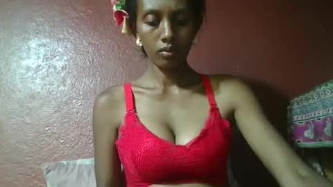 Snapshot of ninie246746 chatting on January 2025 06:40:01 PM ninie246746 online show from January 2025 06:40:01 PM