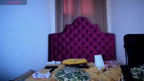 Snapshot of ninna_dee chatting on December 2024 11:03:02 AM nina dee online show from December 2024 11:03:02 AM