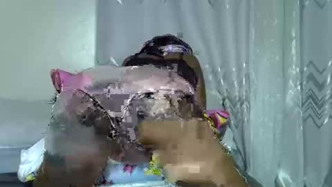 Snapshot of nino_ivy chatting on November 2025 11:43:01 PM nino_ivy online show from November 2025 11:43:01 PM