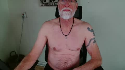 nipplesilverdad55 online show from November 2025 11:43:02 AM