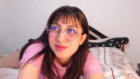 Snapshot of nirit3183 chatting on February 2025 08:20:01 AM Daph J online show from February 2025 08:20:01 AM