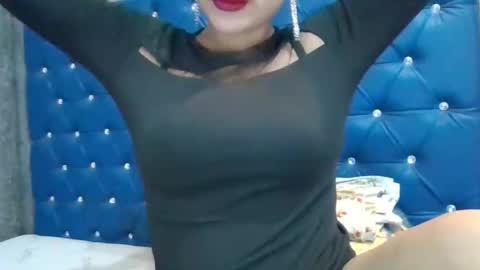 Nishu online show from November 2025 04:50:02 AM