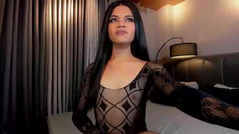 Snapshot of nishitatoe chatting on February 2025 08:13:02 AM nishi online show from February 2025 08:13:02 AM