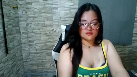 Snapshot of nitchiefucker chatting on September 2025 02:50:01 PM Nadz online show from September 2025 02:50:01 PM