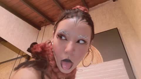 Nixx  online show from April 2026 11:48:02 AM