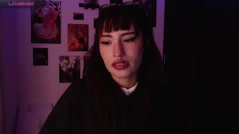 Snapshot of nixxie_ chatting on November 2025 03:39:02 AM Nixxie online show from November 2025 03:39:02 AM