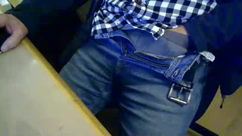 njutningsokare online show from November 2025 05:25:01 PM