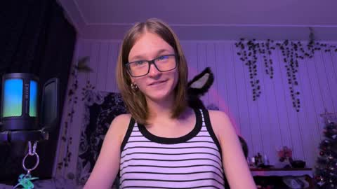 Snapshot of nloraaa chatting on December 2024 01:28:02 PM Tears Lora online show from December 2024 01:28:02 PM