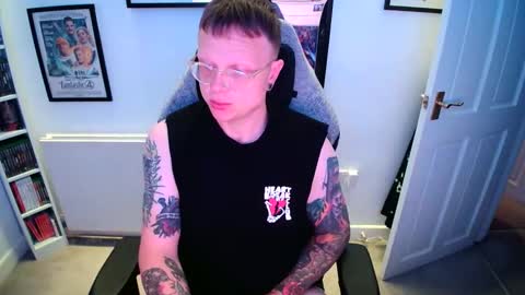 Snapshot of nlrb93 chatting on September 2025 08:41:02 PM BNate93 online show from September 2025 08:41:02 PM