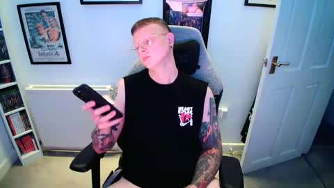 Snapshot of nlrb93 chatting on September 2025 05:58:01 PM BNate93 online show from September 2025 05:58:01 PM