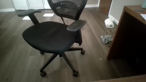 Snapshot of nm8669475 chatting on March 2025 09:25:02 PM nm8669475 online show from March 2025 09:25:02 PM