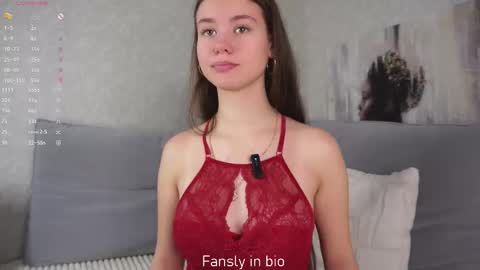 Snapshot of no_money_no_problem chatting on November 2025 01:48:01 AM Xany online show from November 2025 01:48:01 AM