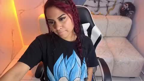 Snapshot of noa_tp chatting on October 2025 12:52:02 PM Noa online show from October 2025 12:52:02 PM