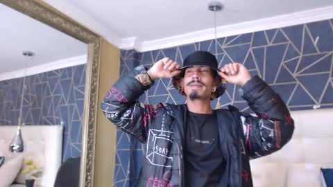 Snapshot of noaahtylor chatting on February 2026 07:45:01 PM Noah online show from February 2026 07:45:01 PM