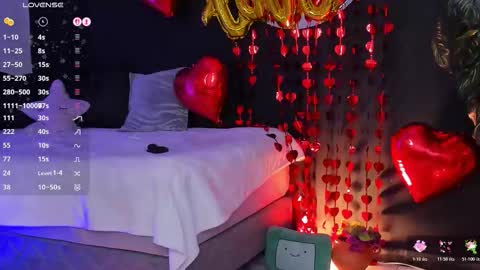 Noah  online show from February 2026 05:04:01 AM