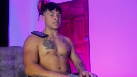 noah_223 online show from December 2025 05:16:01 AM