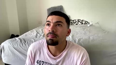 noah_3050 online show from October 2025 05:35:02 PM