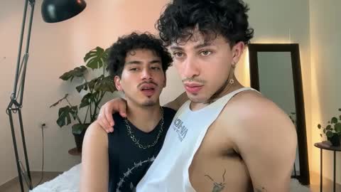 Snapshot of noah_and_steven chatting on May 2026 06:59:01 PM noah_and_steven online show from May 2026 06:59:01 PM