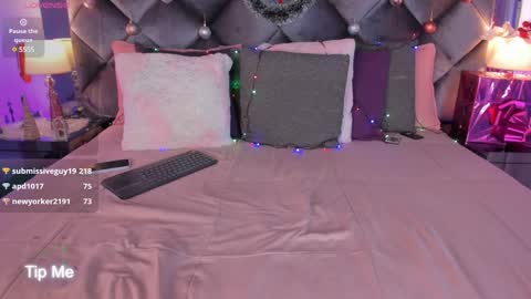 Sara  online show from December 2024 06:59:02 AM