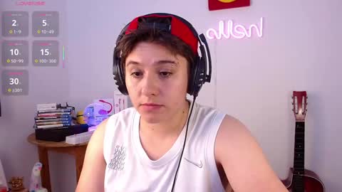 Snapshot of noah_blue7 chatting on February 2025 12:08:02 AM Noah online show from February 2025 12:08:02 AM